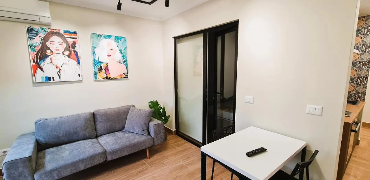2V1 - Center Apartment 1 Tirana