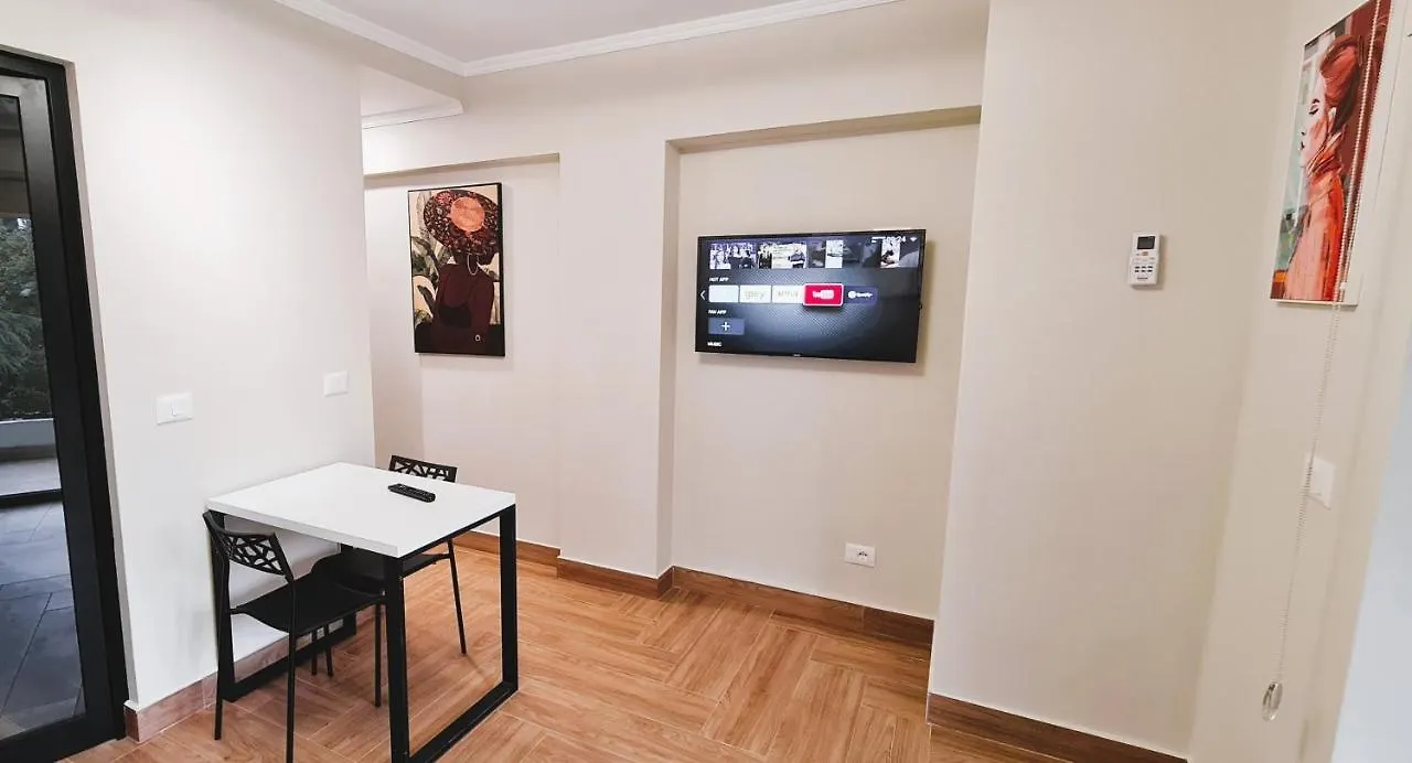 2V1 - Center Apartment 1 Tirana